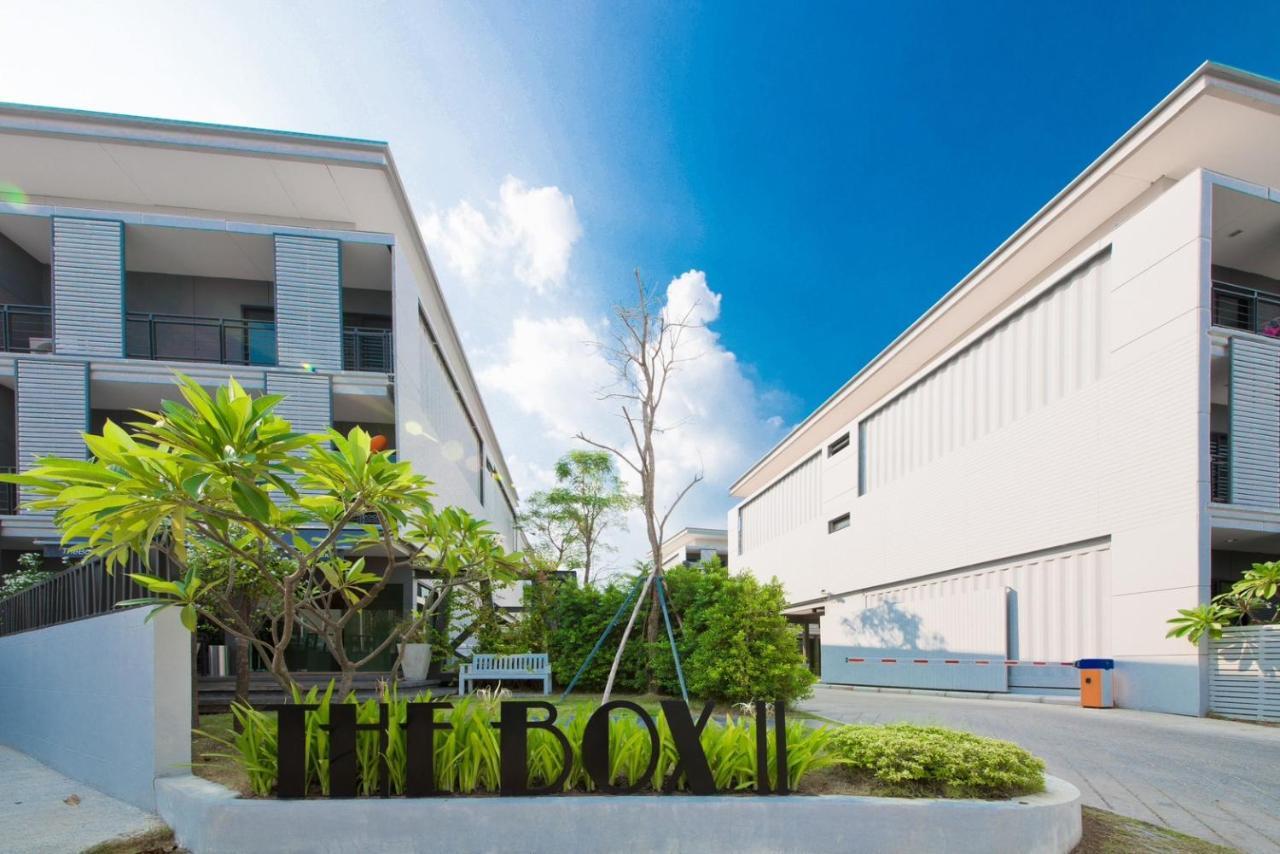 The Box Residence Bangkok Exterior photo